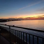 Front Sea View 10th In Apartmán