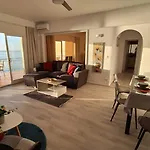 Apartmán Front Sea View 10th In *