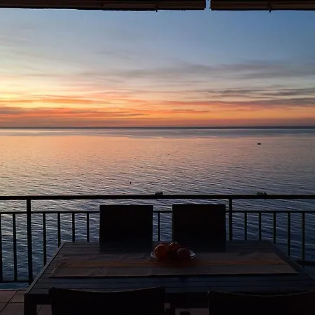 Front Sea View 10th In * فوينخيرولا